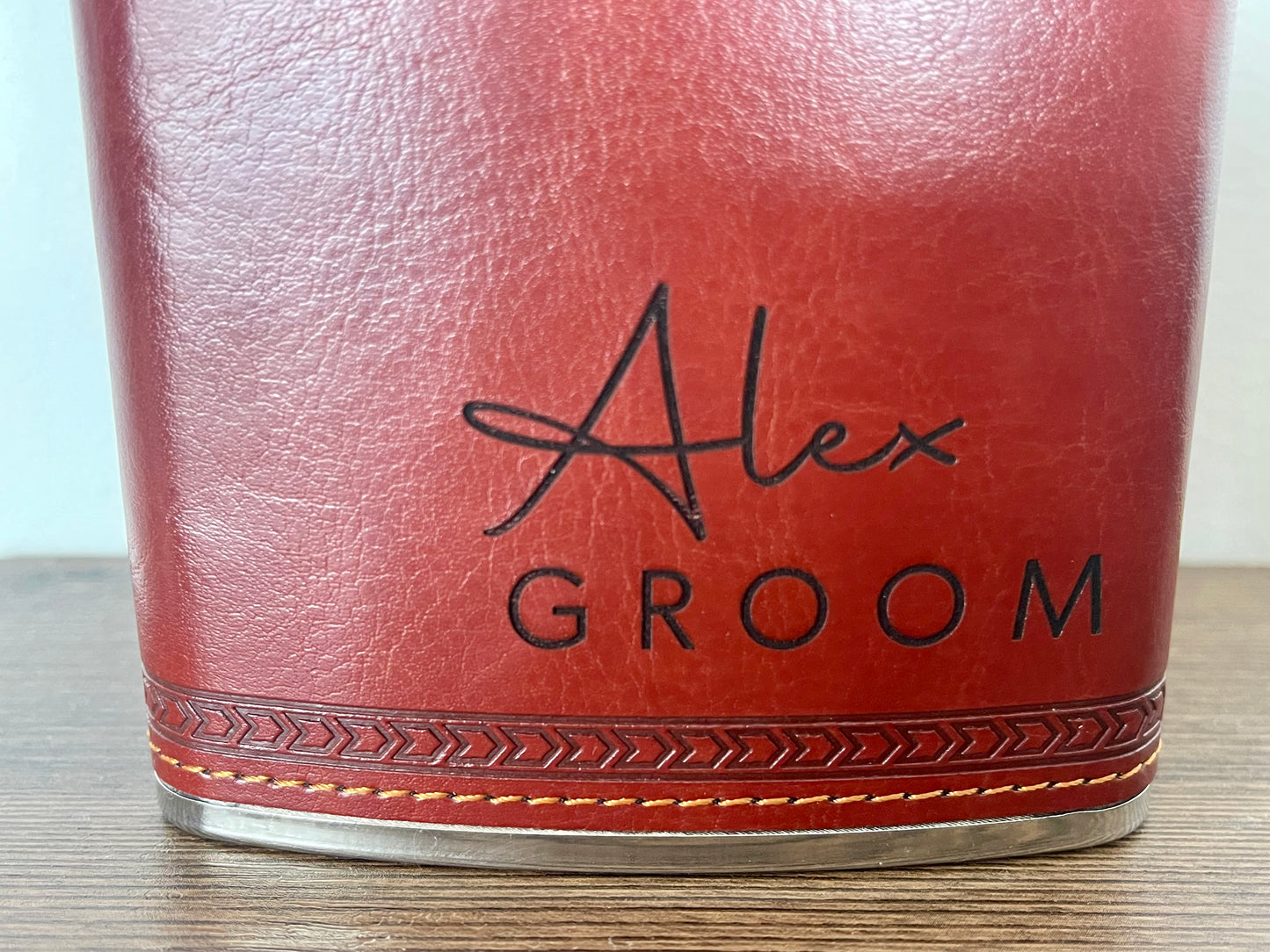 Personalised Leather Hip Flask – Engraved Wedding Party Gift